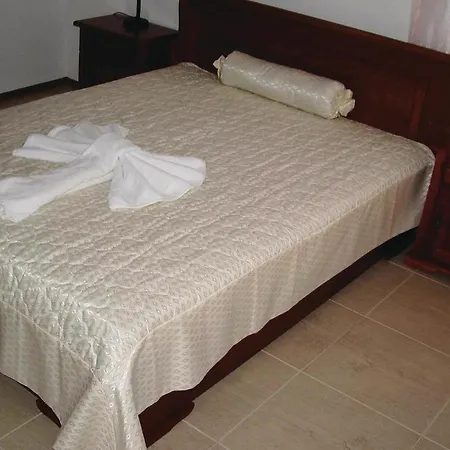 Village Bay View Villas Iv * Koszarica